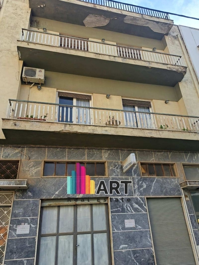 (For Sale) Residential Building || Piraias/Piraeus - 291 Sq.m, 250.000€ 