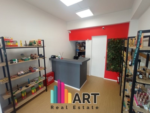 (For Rent) Commercial Retail Shop || Athens West/Petroupoli - 15 Sq.m, 360€ 