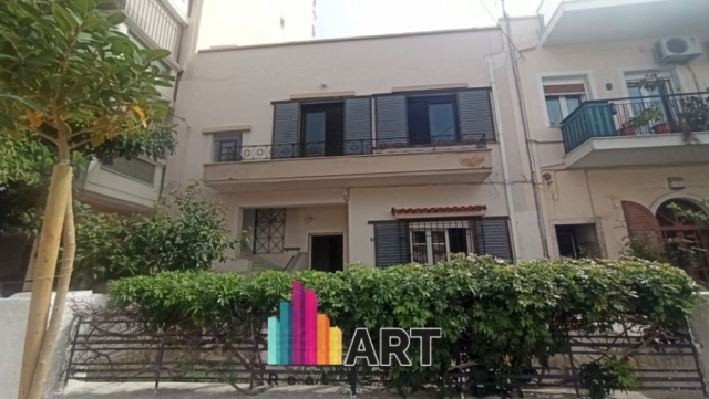 (For Sale) Residential Floor Apartment || Piraias/Piraeus - 95 Sq.m, 3 Bedrooms, 270.000€ 